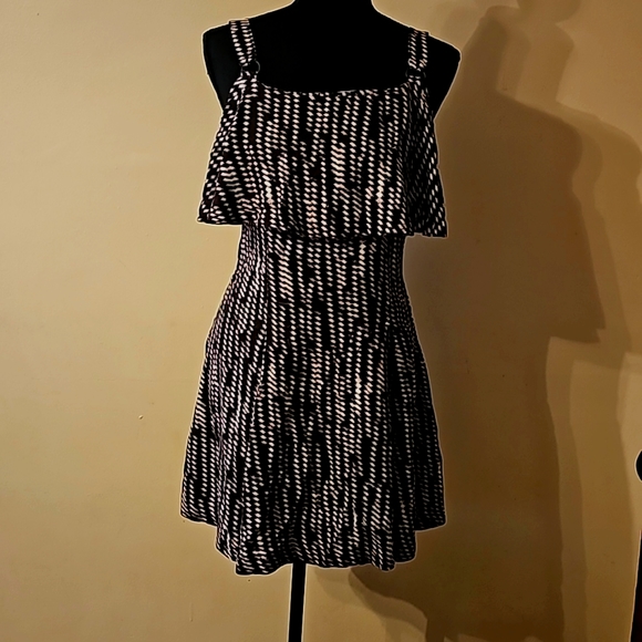 Free People Dresses & Skirts - NWT Free People Brown Print Mini Pleated Swing Dress with       Zipper Size 8